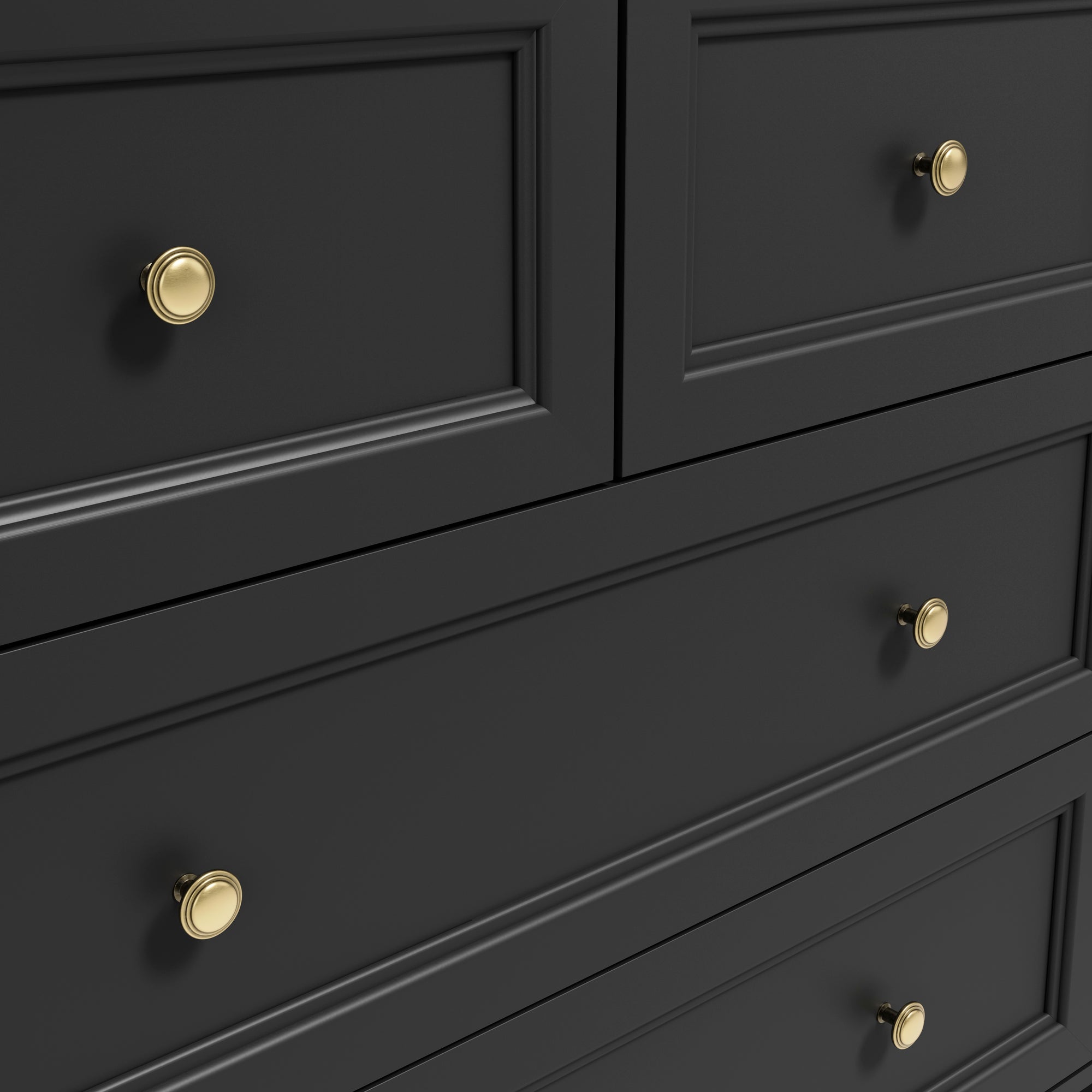 Corinthia Black Chest